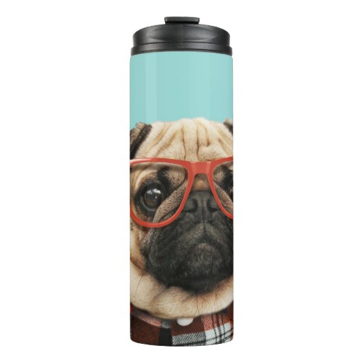 Mops Kariert Shirt Thermosbecher (Vorderseite)