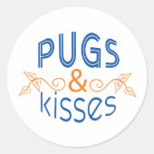 Mops & Kisses Round Stickers (Vorderseite)