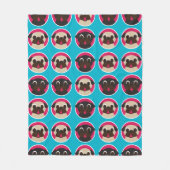 Mops-Köpfe auf aquamariner Fleece-Decke Fleecedecke (Vorderseite)