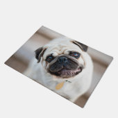 Mops-Kopfneigung Fußmatte (Schrägansicht)