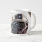 Mops-Kopfneigung Jumbo-Tasse (Vorderseite Rechts)