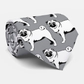 Mops Krawatte (Gerollt)