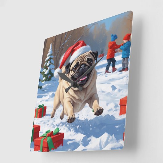 Mops läuft im Schnee mit Weihnachtshut Quadratische Wanduhr (Winkel)