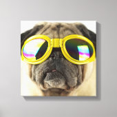 Mops mit Brille Leinwanddruck (Vorderseite)