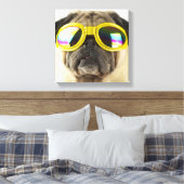 Mops mit Brille Leinwanddruck (Insitu (Schlafzimmer))