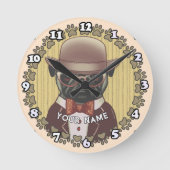 Mops mit Brille Runde Wanduhr (Vorderseite)
