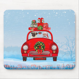 Mops mit dem Weihnachtsmann im Auto Mousepad