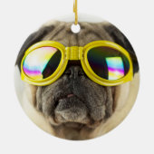 Mops mit Goggles Keramik Ornament (Hinten)