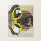 Mops mit Goggles Puzzle (Vertikal)