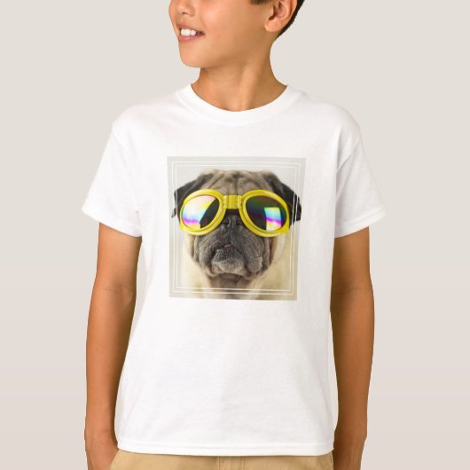 Mops mit Goggles T-Shirt (Vorderseite)