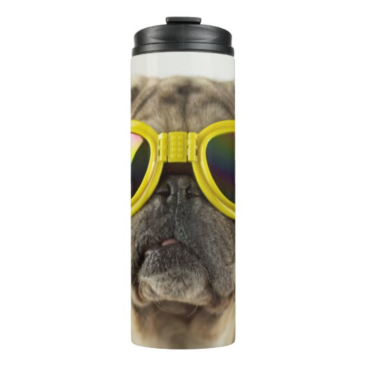 Mops mit Goggles Thermosbecher (Vorderseite)
