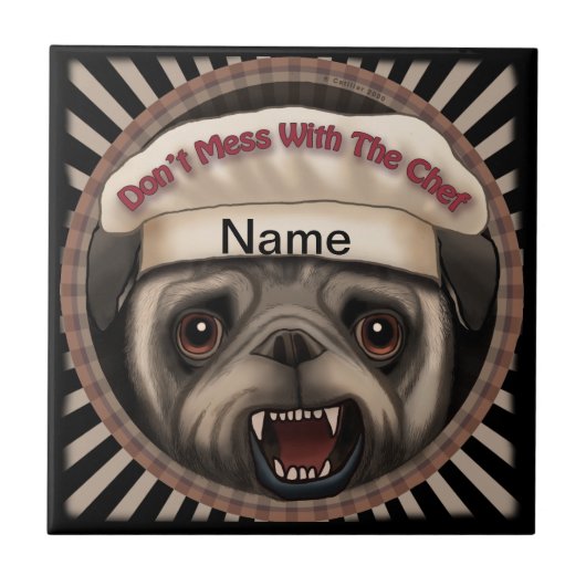 Mops mit Koch Fliese (Vorderseite)