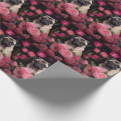 Mops mit rosa Rosen Blume Blumenmotive Geschenkpapier (Ecke)