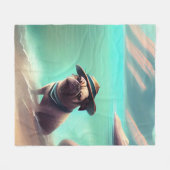 Mops mit Strandmalerei Fleecedecke (Vorderseite (Horizontal))