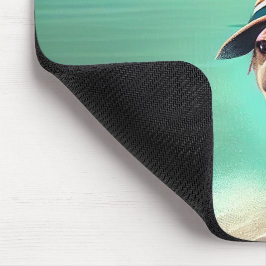 Mops mit Strandmalerei Mousepad (Ecke)
