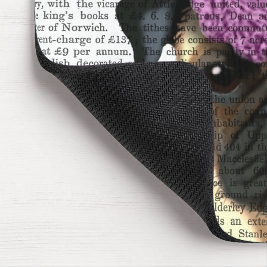 Mops mit Vintagem Lila Hut Mousepad (Ecke)