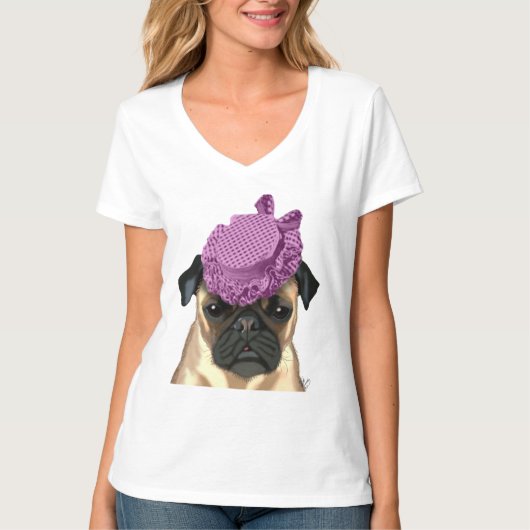 Mops mit Vintagem Lila Hut T-Shirt (Vorderseite)