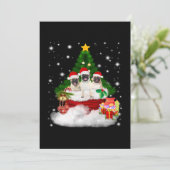 Mops Mops mit Freunden fröhlich von Weihnachtsbaum Einladung (Stehend Vorderseite)