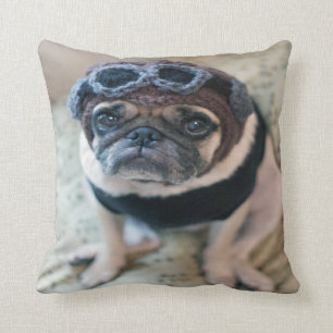 Mops Pilot Kissen