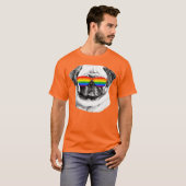 Mops Pride Sonnenbrille T-Shirt (Vorne ganz)