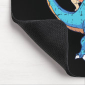 Mops reitet T-Rex surft Dinosaurier Lustiger Hunde Mousepad (Ecke)