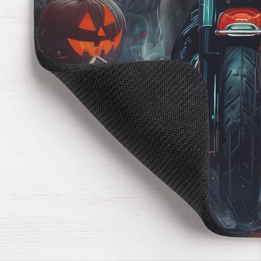 Mops Riding Motorrad Halloween Beängstigend Mousepad (Ecke)