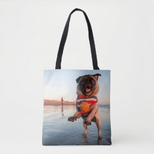 Mops spielen am Strand Tasche