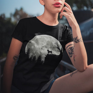 Mops steht auf dem Mond, ein heißer Halloween T-Shirt