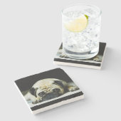 Mops Steinuntersetzer (Seitenansicht)