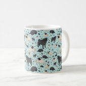 Mops Tasse in Blau (VorderseiteRechts)