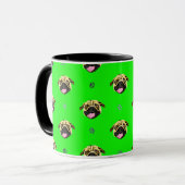 Mops-Tassen-Grün Tasse (Vorderseite Links)