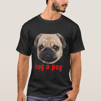 Mops umarmung T-Shirt