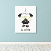 Mops Unicorn | einzigartig sein Leinwanddruck (Insitu (Holzboden))