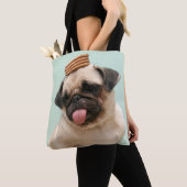 Mops Will Leckereien Tasche (Von Nahem)