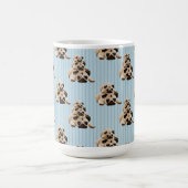 Möpse auf blauen Streifen Kaffeetasse (Mittel)