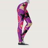 Möpse mit Herzen auf Lila Leggings (Rechts)