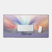 Morgendämmerung: Radiant Pastel Feather Schreibtischunterlage (Tastatur & Maus)