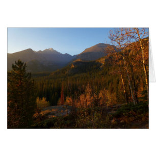 Morgenlicht auf den Rocky Mountains im Herbst