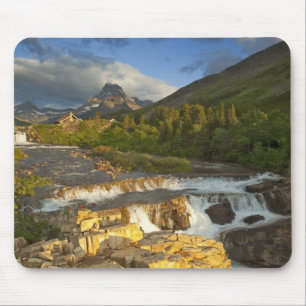 Morgenlicht grüßt Swiftcurrent Falls in Mousepad