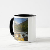 Morgenlicht grüßt Swiftcurrent Falls in Tasse (Vorderseite Links)