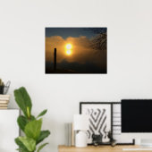 Morgenlicht über stillen Gewässern Poster (Heimbüro)
