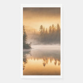 Morgennebel am Fluss in den Pinien Serviette (Vorderseite)