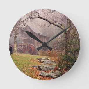 Morgennebel Runde Wanduhr