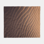 Morgens brauner Sand mit Wasser Fleecedecke (Vorderseite (Horizontal))