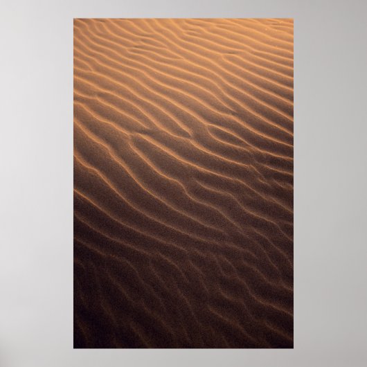 Morgens brauner Sand mit Wasser Poster (Vorne)