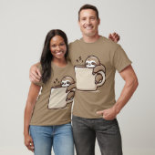 Morgens Faulheit – Hängt am Kaffee T-Shirt (Unisex)