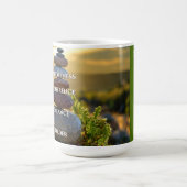 Morgens ruhige meditative Tasse des Kaffees (Mittel)