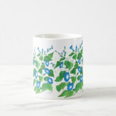 Morning Glory Blue on White Floral Pattern Tasse (Mittel)