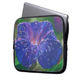 Morning Glory (Ipomoea Purpurea) Petals und Dew Dr Laptopschutzhülle (Vorderseite Links)