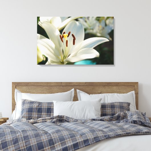 Morning Lily Leinwanddruck (Insitu (Schlafzimmer))